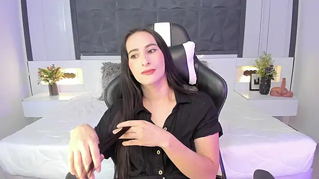 SaraGomez1 online show from 30, 9, 2025