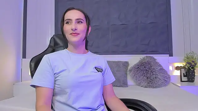 SaraGomez1 online show from 19, 2, 2026