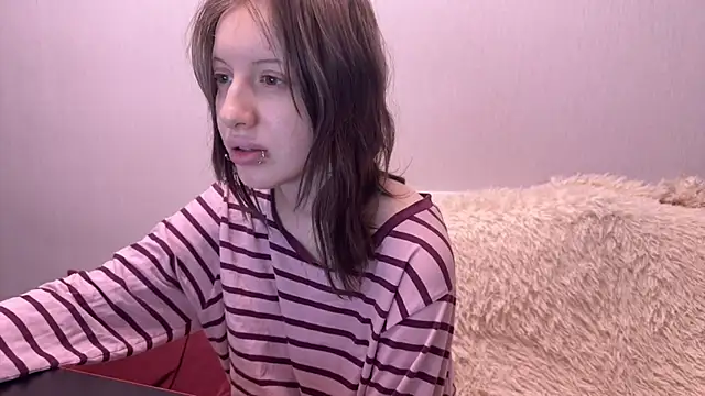 moundliicht1 online show from 22, 11, 2025