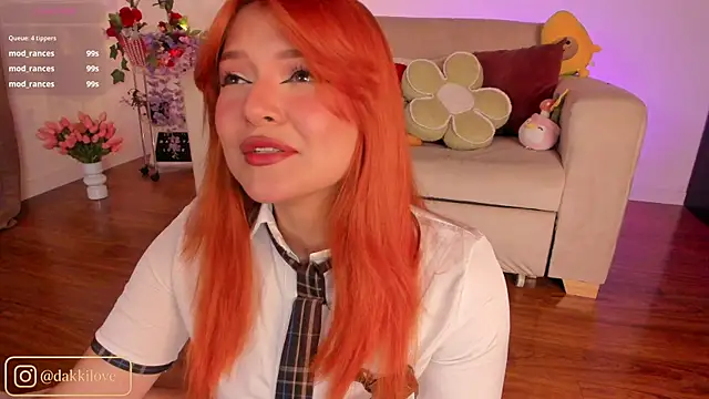 DAKOTA LOVEE online show from 13, 11, 2025