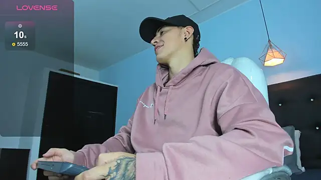 Lobo 17  online show from 3, 12, 2025