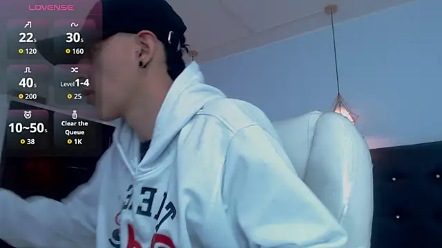 Lobo 17  online show from 8, 10, 2025