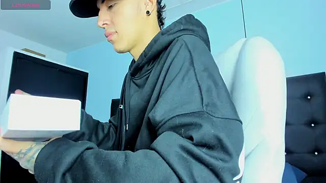 Lobo 17  online show from 2, 12, 2025