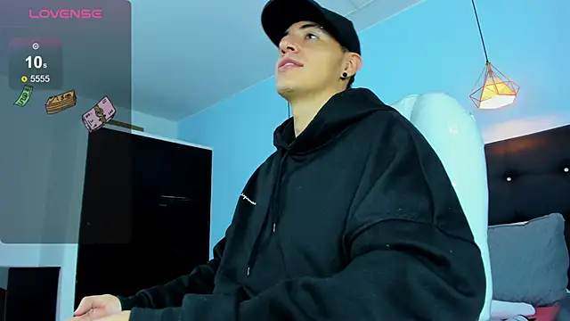 Lobo 17  online show from 5, 12, 2025