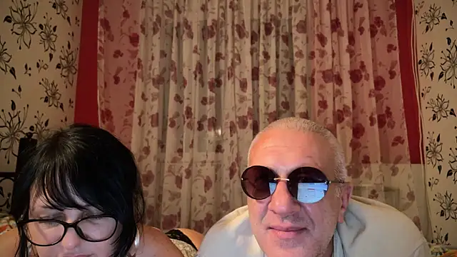 Snapshot of StellarTeam chatting on 19, 12, 2024 StellarTeam online show from 19, 12, 2024