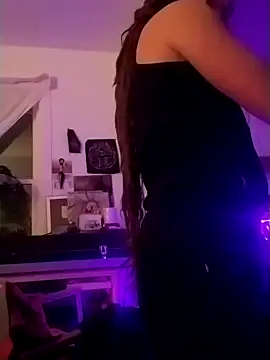 QcMisterv13 online show from 29, 1, 2025