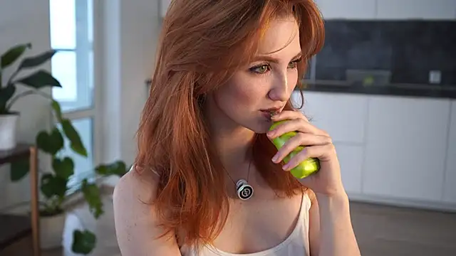 EsmaCrumbley online show from 9, 11, 2025