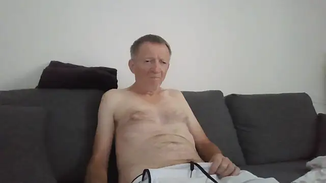 naturiste974 online show from 27, 5, 2026