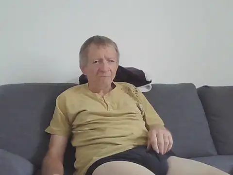 naturiste974 online show from 5, 5, 2026