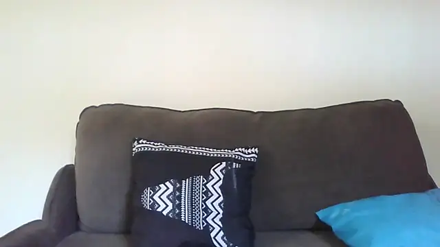 Snapshot of naturiste974 chatting on 28, 11, 2025 naturiste974 online show from 28, 11, 2025