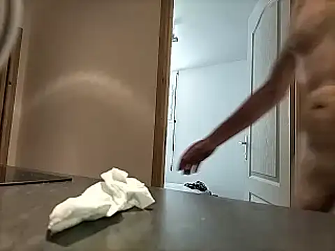 Snapshot of naturiste974 chatting on 3, 3, 2025 naturiste974 online show from 3, 3, 2025