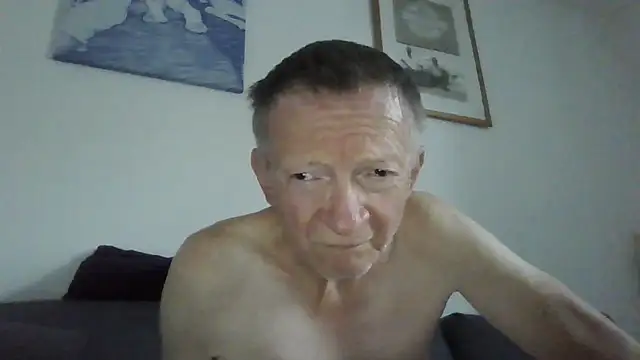 naturiste974 online show from 26, 5, 2026