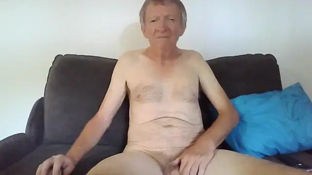 naturiste974 online show from 7, 1, 2026