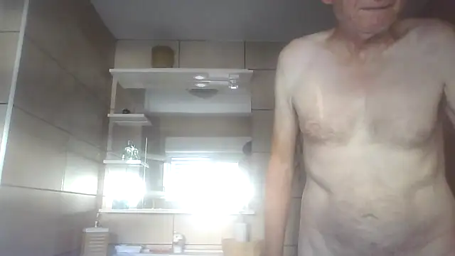 Snapshot of naturiste974 chatting on 29, 6, 2026 naturiste974 online show from 29, 6, 2026