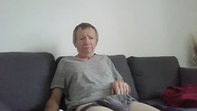 naturiste974 online show from 18, 5, 2026