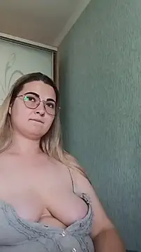 pussyCat t online show from 4, 6, 2026