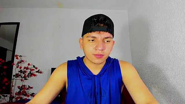 Danielbluestar online show from 24, 2, 2025