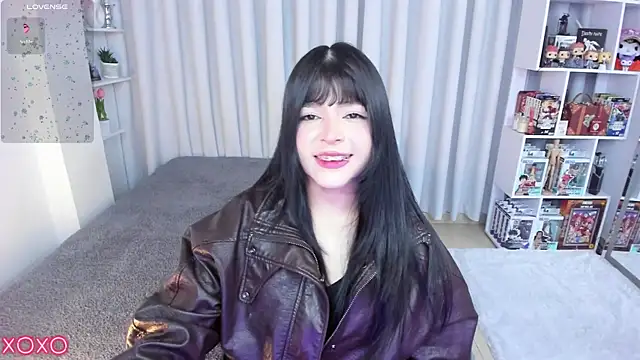 misshoneyxxx online show from 24, 3, 2026