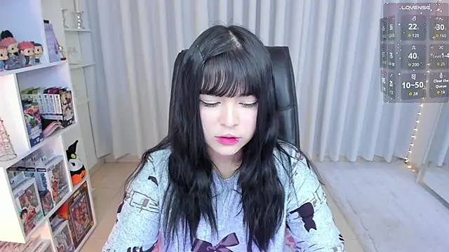 misshoneyxxx online show from 5, 11, 2025