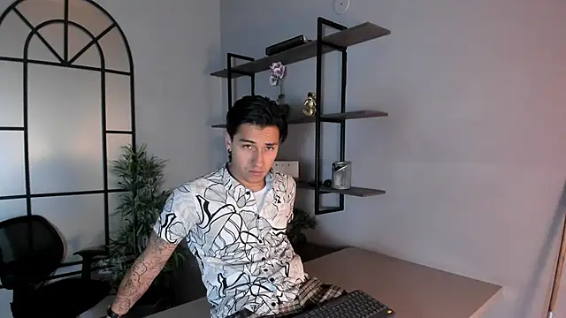 Andy Joy  online show from 26, 11, 2025