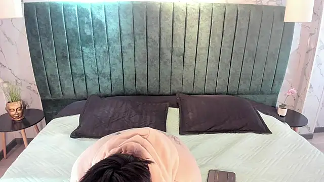 Andy Joy  online show from 9, 10, 2025