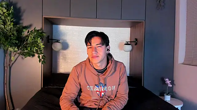 Andy Joy  online show from 23, 11, 2025