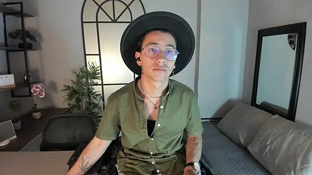 Andy Joy  online show from 20, 12, 2025