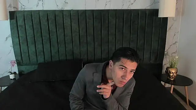 Andy Joy  online show from 16, 12, 2025