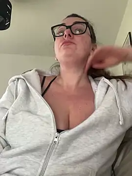 Miss Stassi online show from 26, 1, 2025