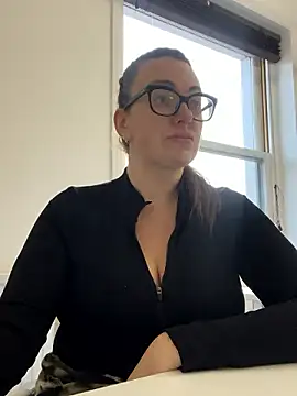 Miss Stassi online show from 4, 12, 2024