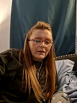 skyeb0787 online show from 14, 9, 2025