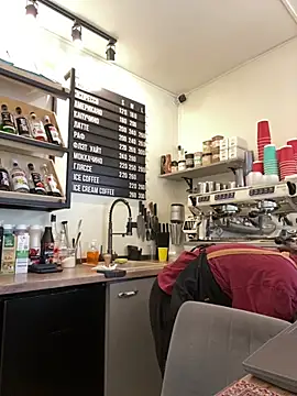 cinnabon  online show from 23, 4, 2026