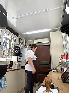 cinnabon  online show from 6, 2, 2025