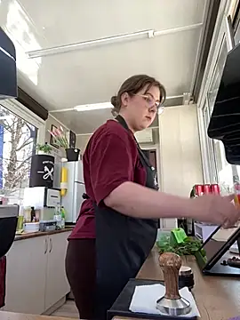 cinnabon  online show from 8, 3, 2025