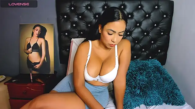 catalinamuss  online show from 12, 5, 2026