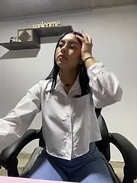 emily 22x online show from 18, 3, 2025