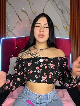 emily 22x online show from 24, 11, 2025