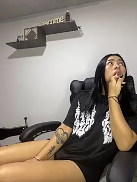 emily 22x online show from 22, 3, 2025