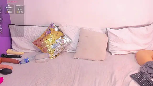 Snapshot of cookplleaser chatting on 18, 10, 2025 cookplleaser online show from 18, 10, 2025