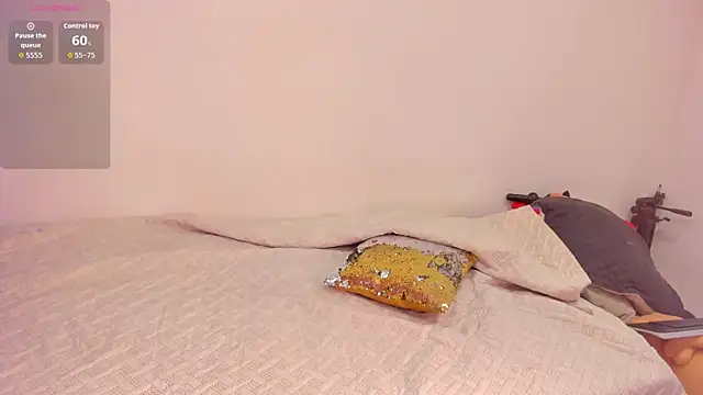 Snapshot of cookplleaser chatting on 30, 10, 2025 cookplleaser online show from 30, 10, 2025