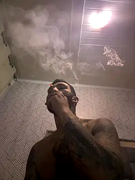 Snapshot of openmind_boy chatting on 10, 9, 2025 openmind boy online show from 10, 9, 2025