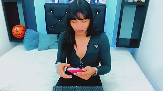 antonela xxx online show from 24, 10, 2025