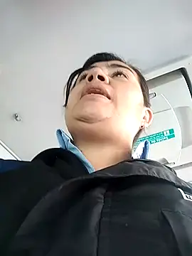 naughty-sharlot online show from 6, 1, 2025