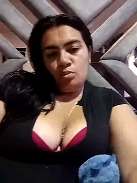 naughty-sharlot online show from 3, 3, 2025