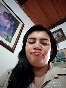 naughty-sharlot online show from 28, 1, 2025