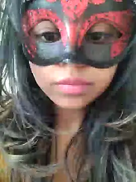 Bella Luna18 online show from 8, 3, 2025