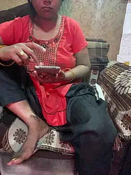 Tameesh sexy mistress online show from 8, 3, 2026