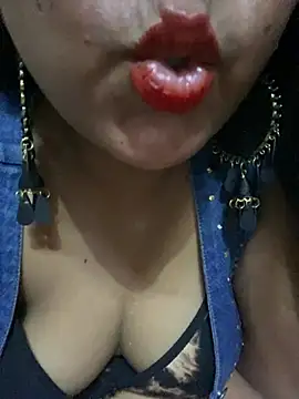 Snapshot of Tameesh_sexy_mistress chatting on 12, 2, 2026 Tameesh sexy mistress online show from 12, 2, 2026