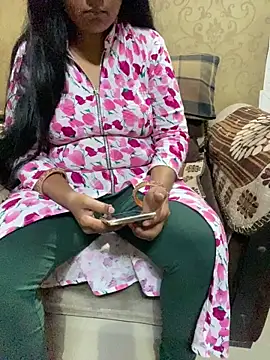 Tameesh sexy mistress online show from 19, 3, 2026