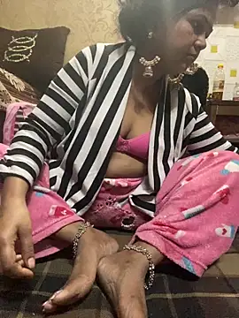 Snapshot of Tameesh_sexy_mistress chatting on 5, 2, 2026 Tameesh sexy mistress online show from 5, 2, 2026